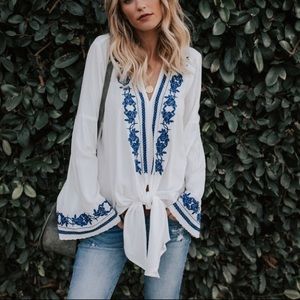 Vici “Tea shop” embroidered front tie shirt